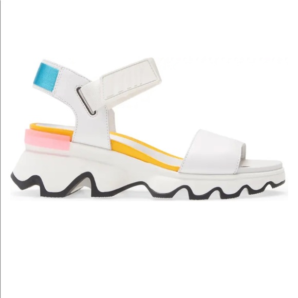 NEW!🎉 Sorel Sandal - Picture 2 of 6